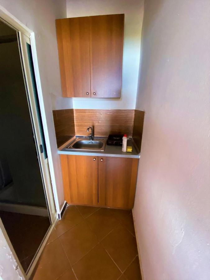 Ramo'S Hilltop Retreat With Kitchenette And Patio - 1St Wlora Zewnętrze zdjęcie